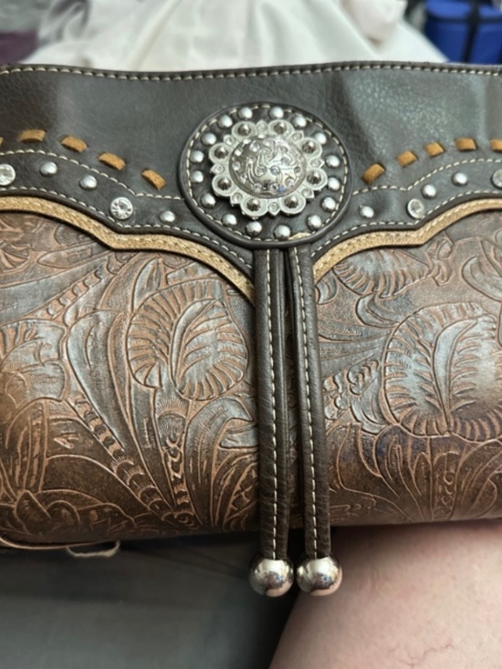 Handbags - 💼 Western Tooled Leather Purse – Beautiful Detail, Minor Wear